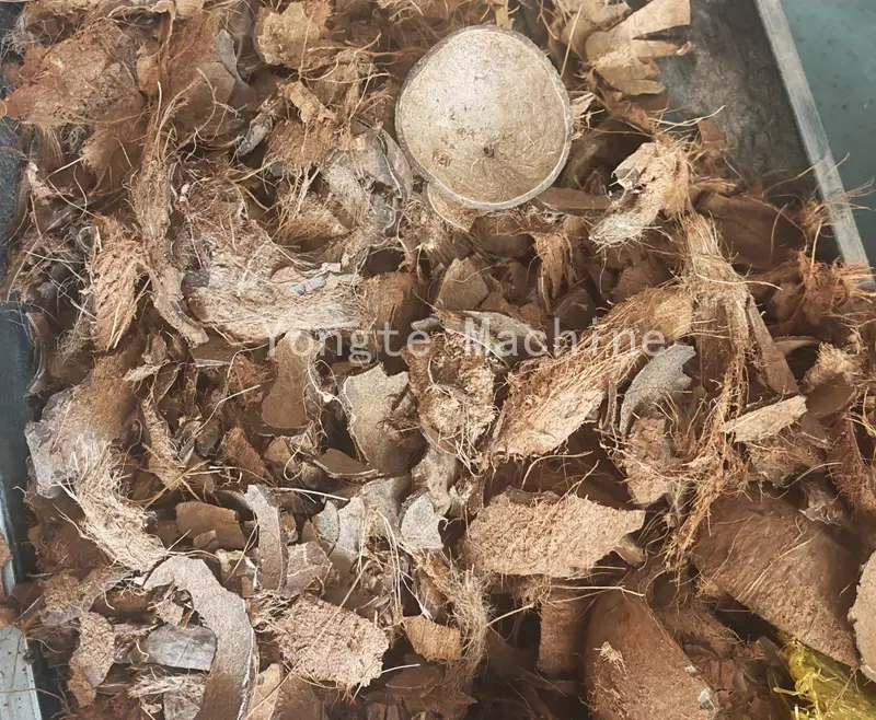 Δοκιμή για τη δημιουργία κελύφους καρύδας σε καταστρώματα WPC