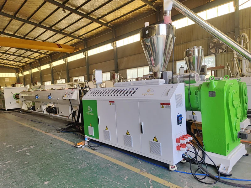 Μηχανή σωλήνων PVC