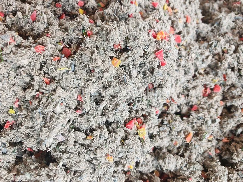 Ανακύκλωση απορριμμάτων ρούχων και πλαστικών σύνθετων μηχανών